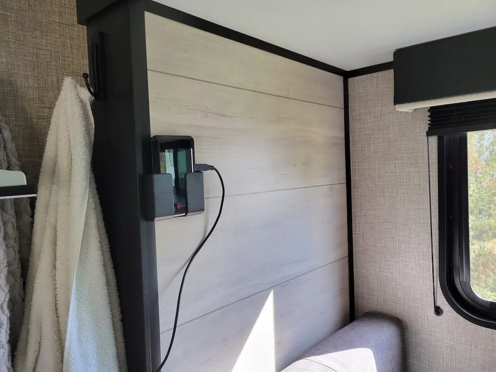 Calyx Institute T-Mobile Hotspot