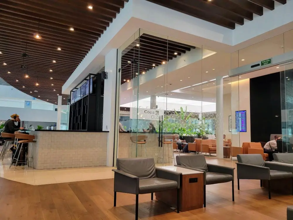 A Travel Nightmare: Free Airport Lounge Access to the Rescue! - Copa Club at PTY