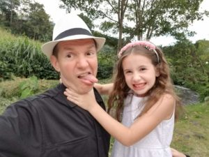 Early Retirement with Kids Is Wonderful... but Frustrating - Faith Choking Her Dad