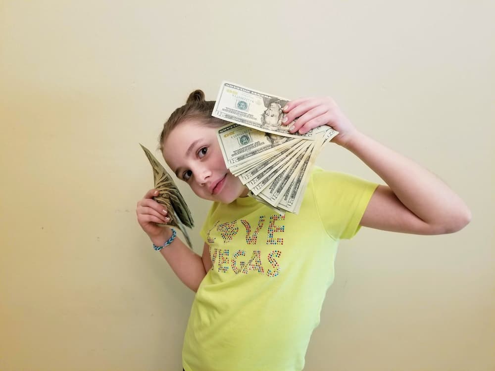 Teaching Kids About Money – Valuable Lessons Instilled