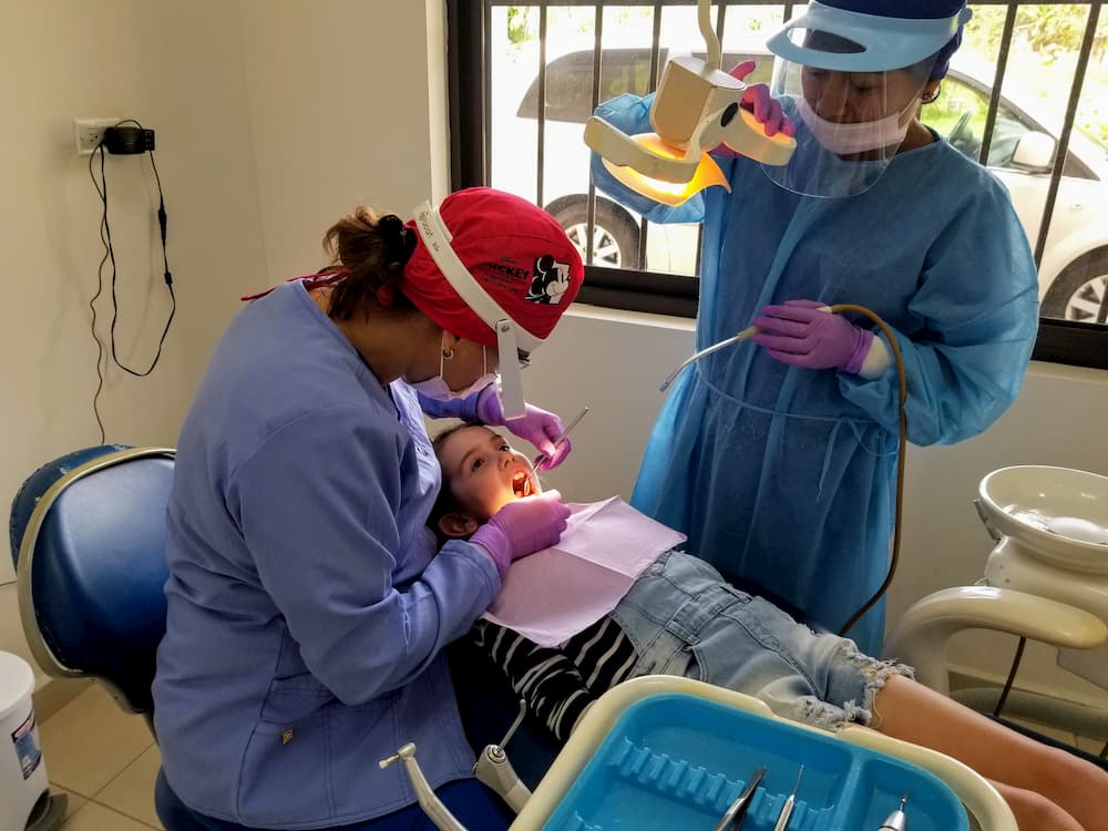 Our First Visit to the Dentist in Panama Was… Different - Faith with the dentist