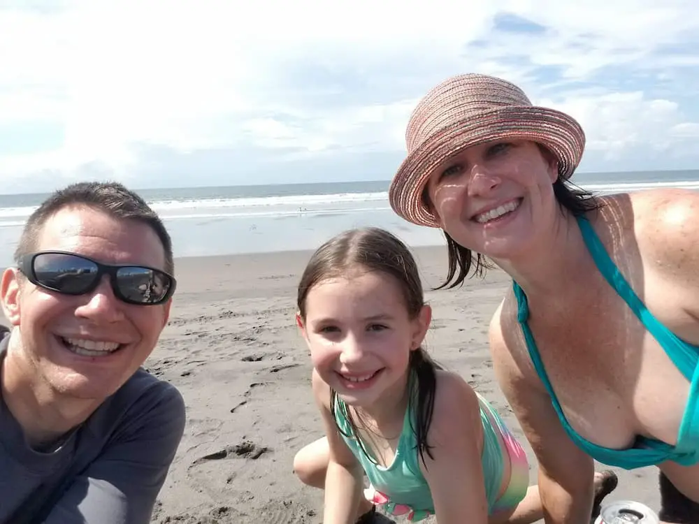 3 Popular Panama Beach Resorts - Jim, Faith, and Lisa on the beach at Las Olas Beach Resort