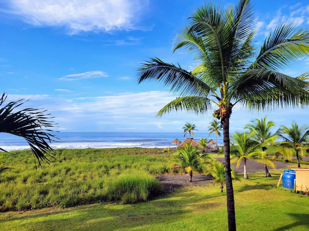 3 Popular Panama Beach Resorts - Las Brisas del Mar