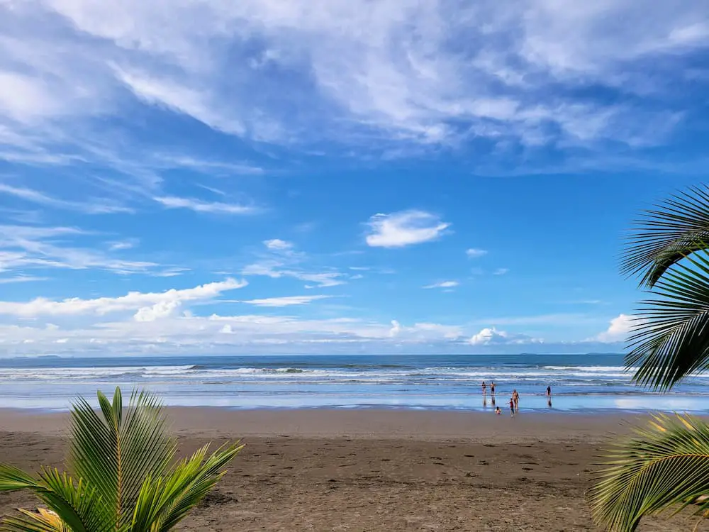 3 Popular Panama Beach Resorts - Las Lajas Beach Resort Ocean