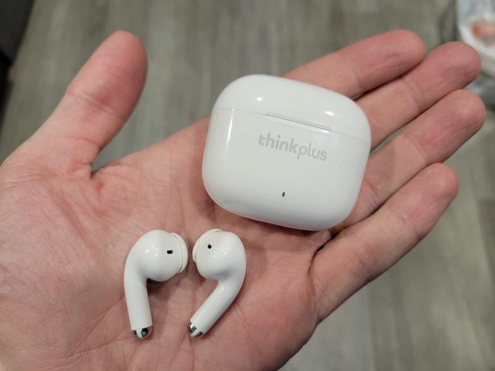 Lenovo Thinkplus earbuds