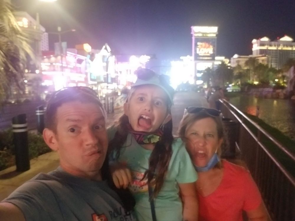 El Paso, Tucson, Viva Las Vegas!! – Road Trip Leg 2 - Making Faces on the Strip