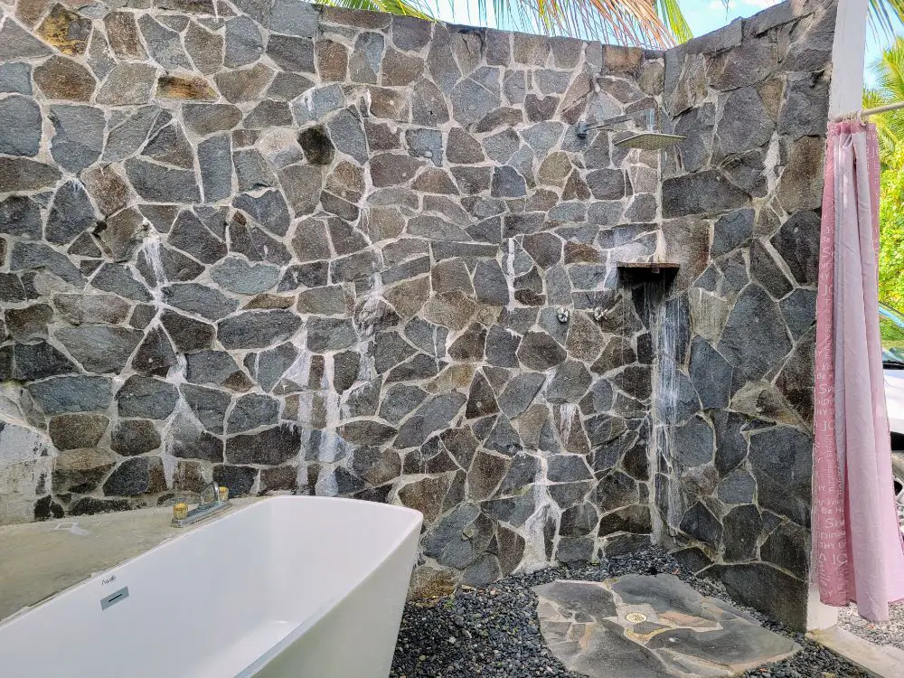3 Popular Panama Beach Resorts - Show Pony Beach Resort outdoor shower