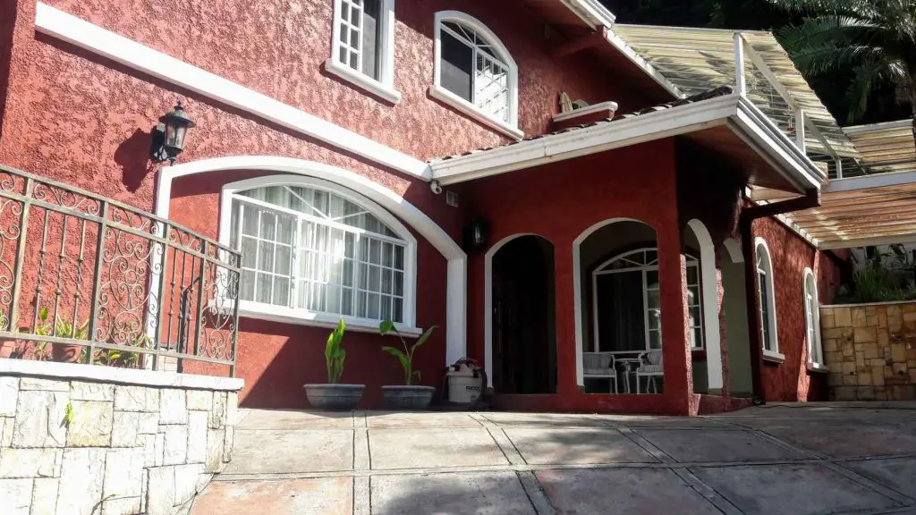 Looking at places to live... take 1! - Valle Escondido House - Exterior
